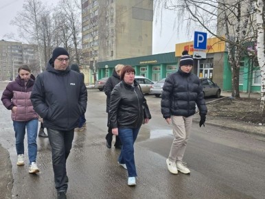 По поручению главы администрации города Максима Косенкова в Тамбове проводятся обследования автомобильных дорог, которые находятся на гарантийном обслуживании у подрядных организаций