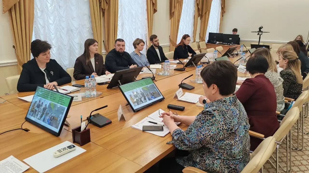 «Движение Первых» продолжает активно развиваться, укреплять свои позиции и вовлекать всё больше ребят в свои ряды «Движение Первых» продолжает активно развиваться, укреплять свои позиции и вовлекать всё больше ребят в свои ряды