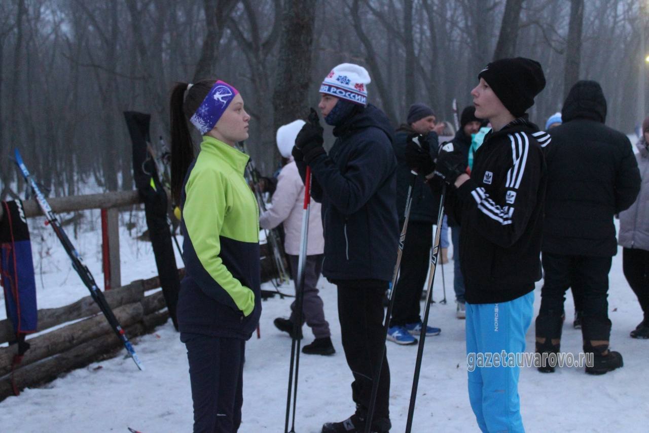 Участниками «Вишнёвой гонки» в городе Уварово стали 70 лыжников Участниками «Вишнёвой гонки» в городе Уварово стали 70 лыжников