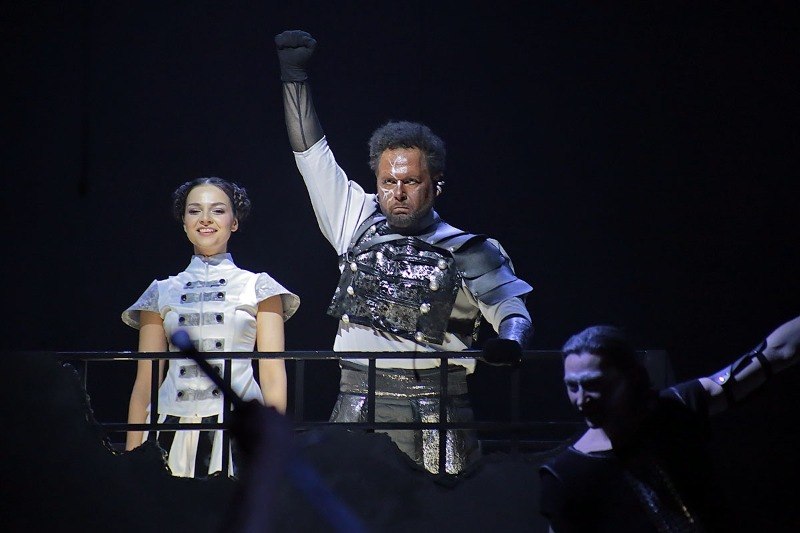 Средневековый «Отелло» устроил феерическое затмение на сцене тамбовского театра