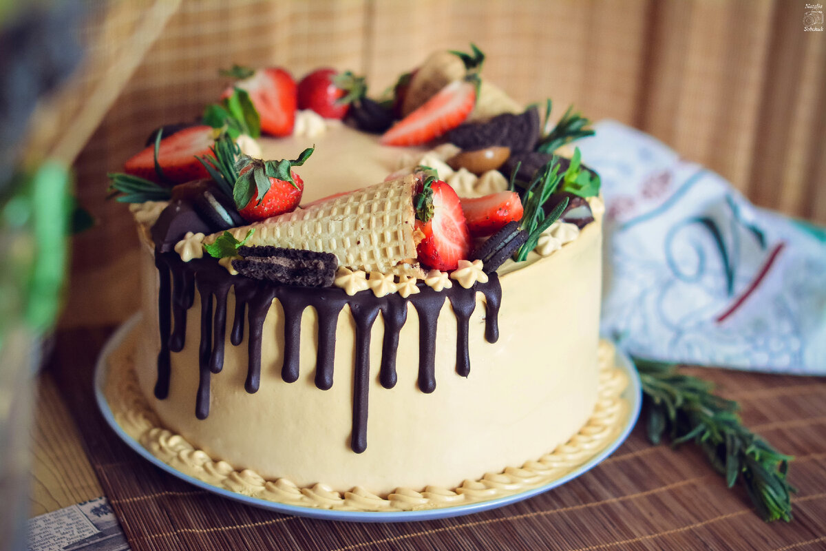 Как приготовить шоколадно-карамельный торт с творожным кремом: пошаговый рецепт