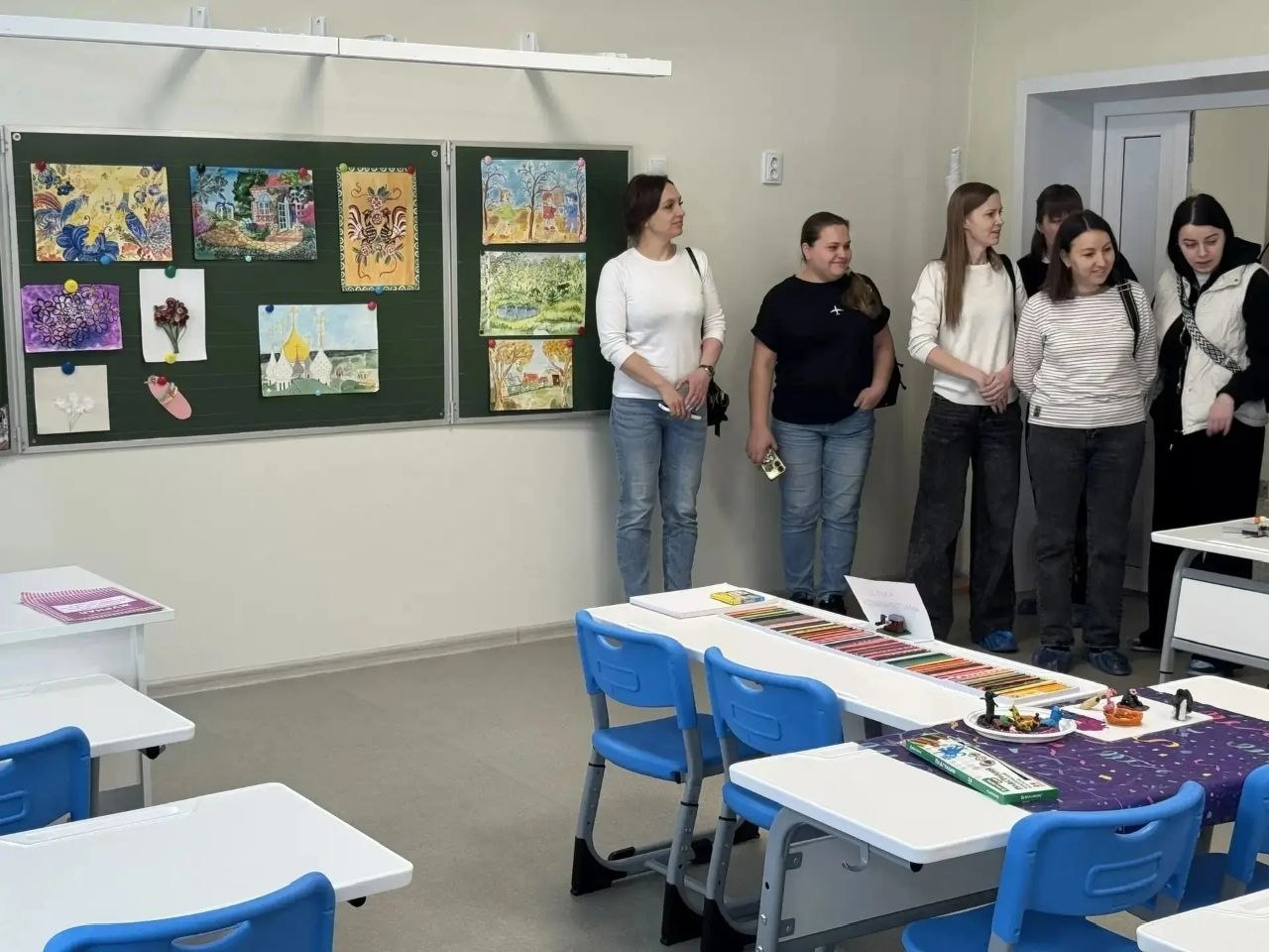 В первом корпусе школы №24, недавно открывшемся после капитального ремонта в рамках нацпроекта «Молодёжь и дети», состоялось собрание для родителей учащихся 1-4-х классов В первом корпусе школы №24, недавно открывшемся после капитального ремонта в рамках нацпроекта «Молодёжь и дети», состоялось собрание для родителей учащихся 1-4-х классов