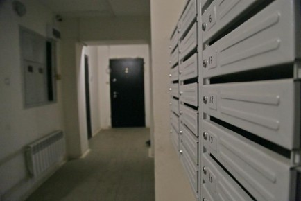 В Тамбове затопило двор и подвал многоквартирного дома