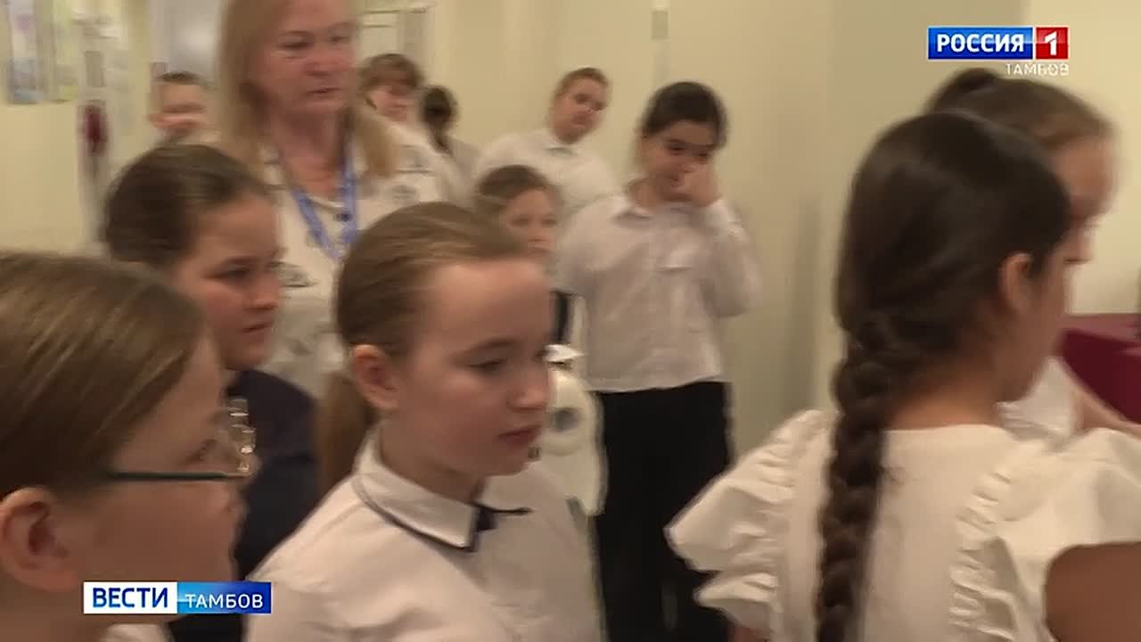 От того, чем питаются учащиеся, напрямую зависит их здоровье и успеваемость