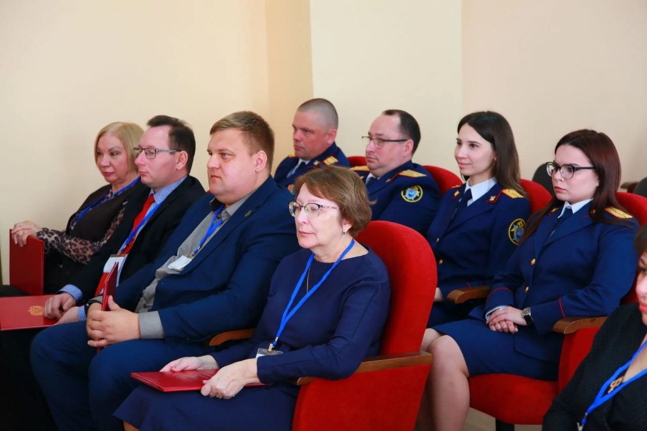 В следственном управлении СК России по Тамбовской области состоялась торжественная церемония подписания договоров об открытии десяти профильных кадетских классов В следственном управлении СК России по Тамбовской области состоялась торжественная церемония подписания договоров об открытии десяти профильных кадетских классов