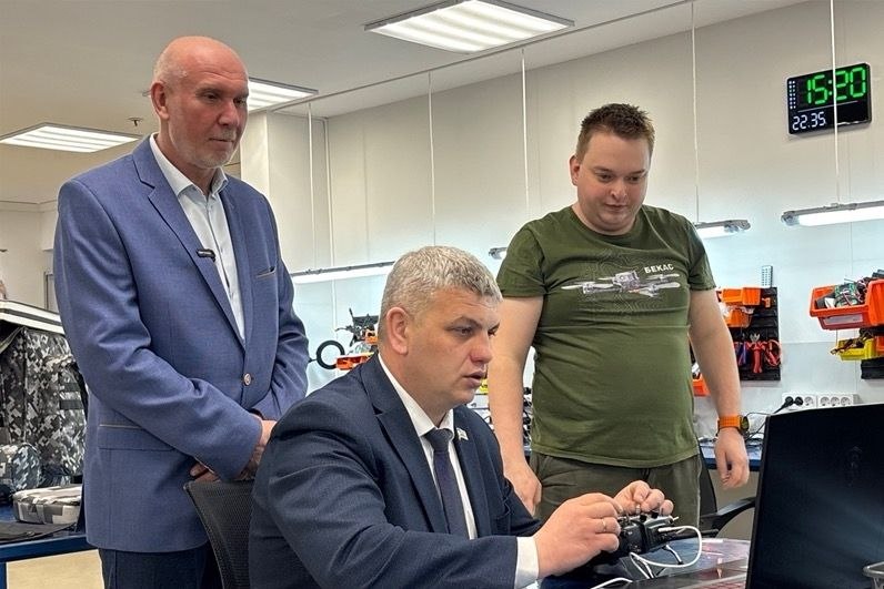 На тамбовском заводе «Бекас» готовят к выпуску новые БПЛА с увеличенной грузоподъёмностью На тамбовском заводе «Бекас» готовят к выпуску новые БПЛА с увеличенной грузоподъёмностью