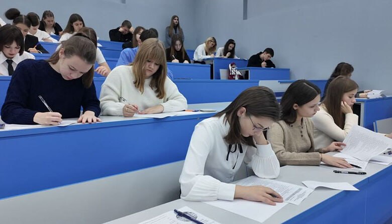 На портале «Работа России» опубликовали национальные рейтинги трудоустройства выпускников вузов и колледжей