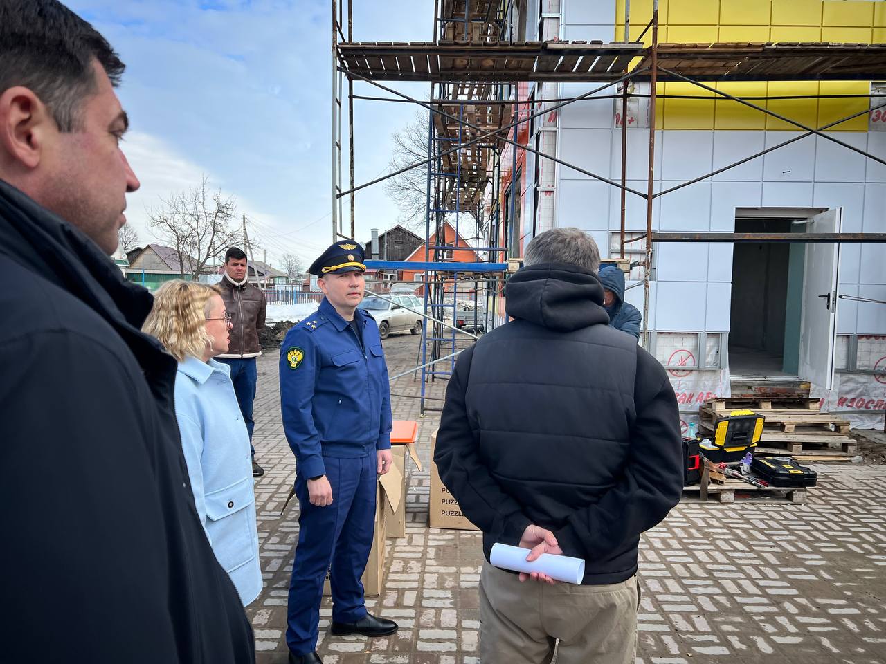 Заместитель прокурора Тамбовской области Игорь Зайферт проинспектировал ход капремонта детского сада «Солнышко» в городе Рассказово Заместитель прокурора Тамбовской области Игорь Зайферт проинспектировал ход капремонта детского сада «Солнышко» в городе Рассказово