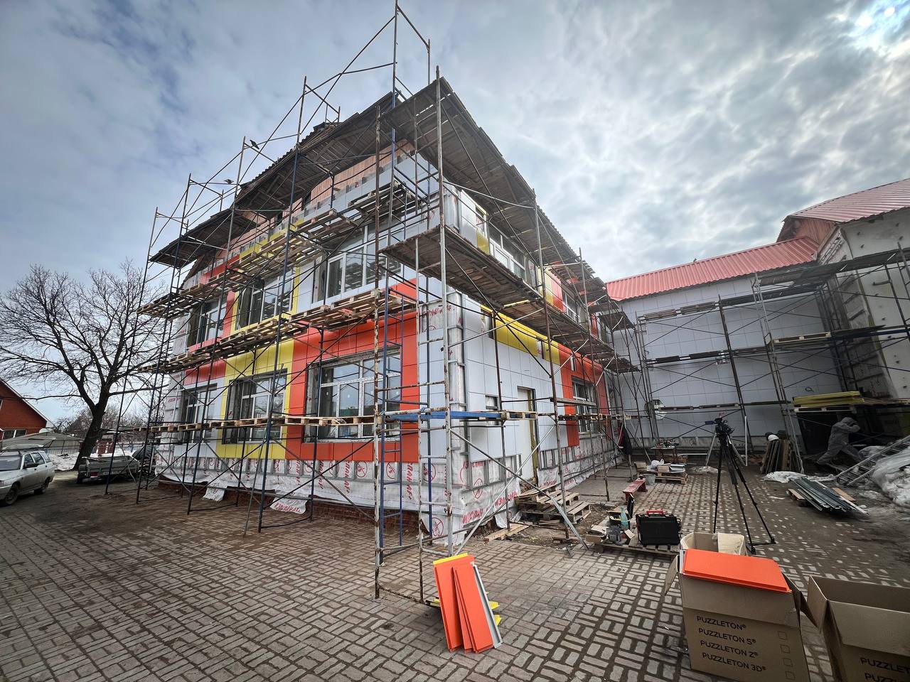 Заместитель прокурора Тамбовской области Игорь Зайферт проинспектировал ход капремонта детского сада «Солнышко» в городе Рассказово