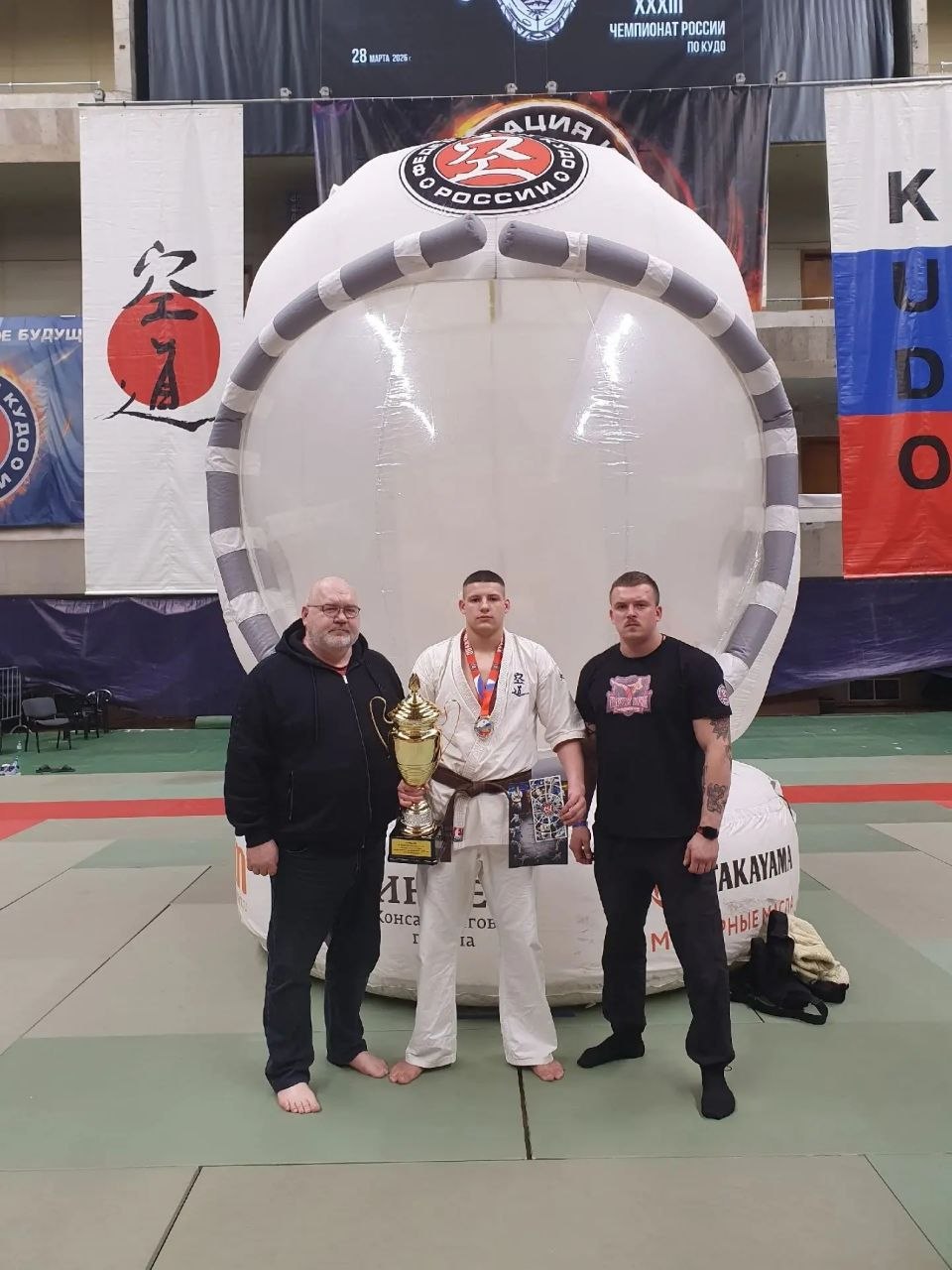 Никита Лавринов стал первым тамбовчанином - призером России по кудо Никита Лавринов стал первым тамбовчанином - призером России по кудо