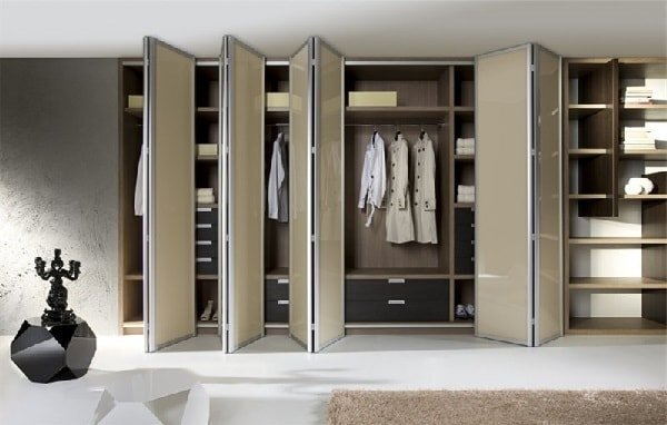 Шкаф-гармошка: Идеальный выбор для современного интерьера