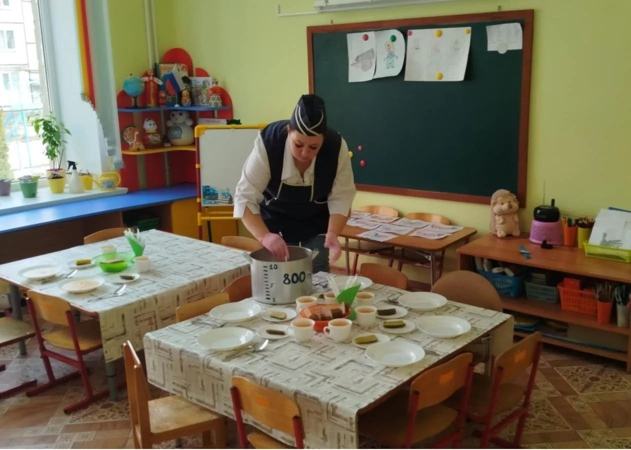 Чем и как кормят малышей: в Тамбове проверили питание в детских садах Чем и как кормят малышей: в Тамбове проверили питание в детских садах