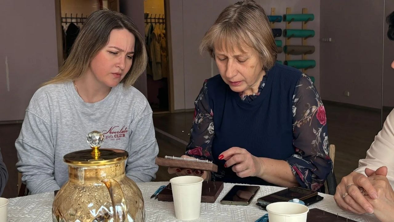 Тепло, творчество и поддержка: новая встреча клуба «Для СВОих» Тепло, творчество и поддержка: новая встреча клуба «Для СВОих»