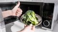 Как быстро и вкусно готовить в микроволновке: советы для занятого повара