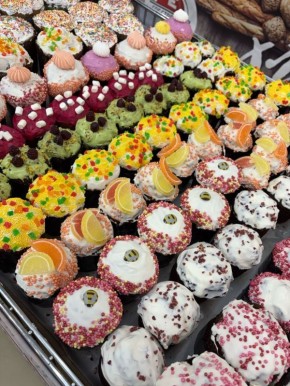 100-150 граммов — здоровая дневная порция кулича для взрослого человека