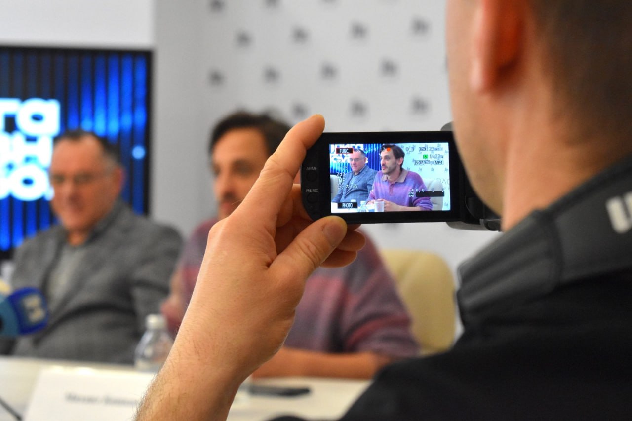 Первая лига КВН в Тамбове стала восстановлением традиций «тамбовских волков» Первая лига КВН в Тамбове стала восстановлением традиций «тамбовских волков»