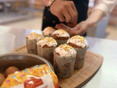 Пасхальные куличи доставят на передовую и семьям бойцов СВО