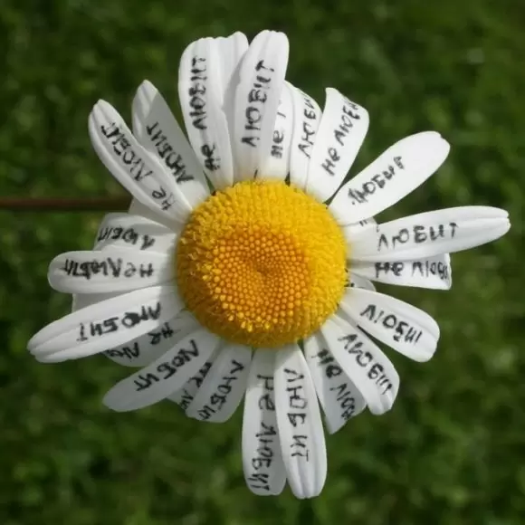 Опасные игры: почему приворот может обернуться бедой