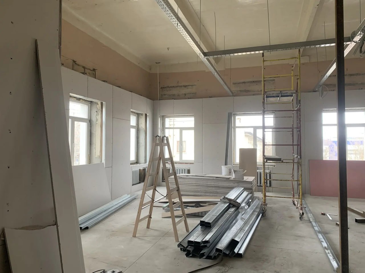 В Тамбове капитально ремонтируют помещения учебного корпуса Приборостроительного колледжа В Тамбове капитально ремонтируют помещения учебного корпуса Приборостроительного колледжа