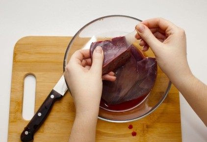 Секреты идеальной печени: как легко снять пленку и избавиться от горечи