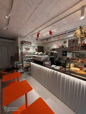 Новая изюминка Петроградки: уютная кофейня «Коммуна»