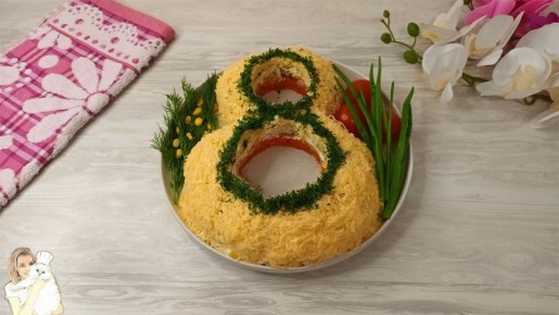 Яркий салат для весеннего праздника