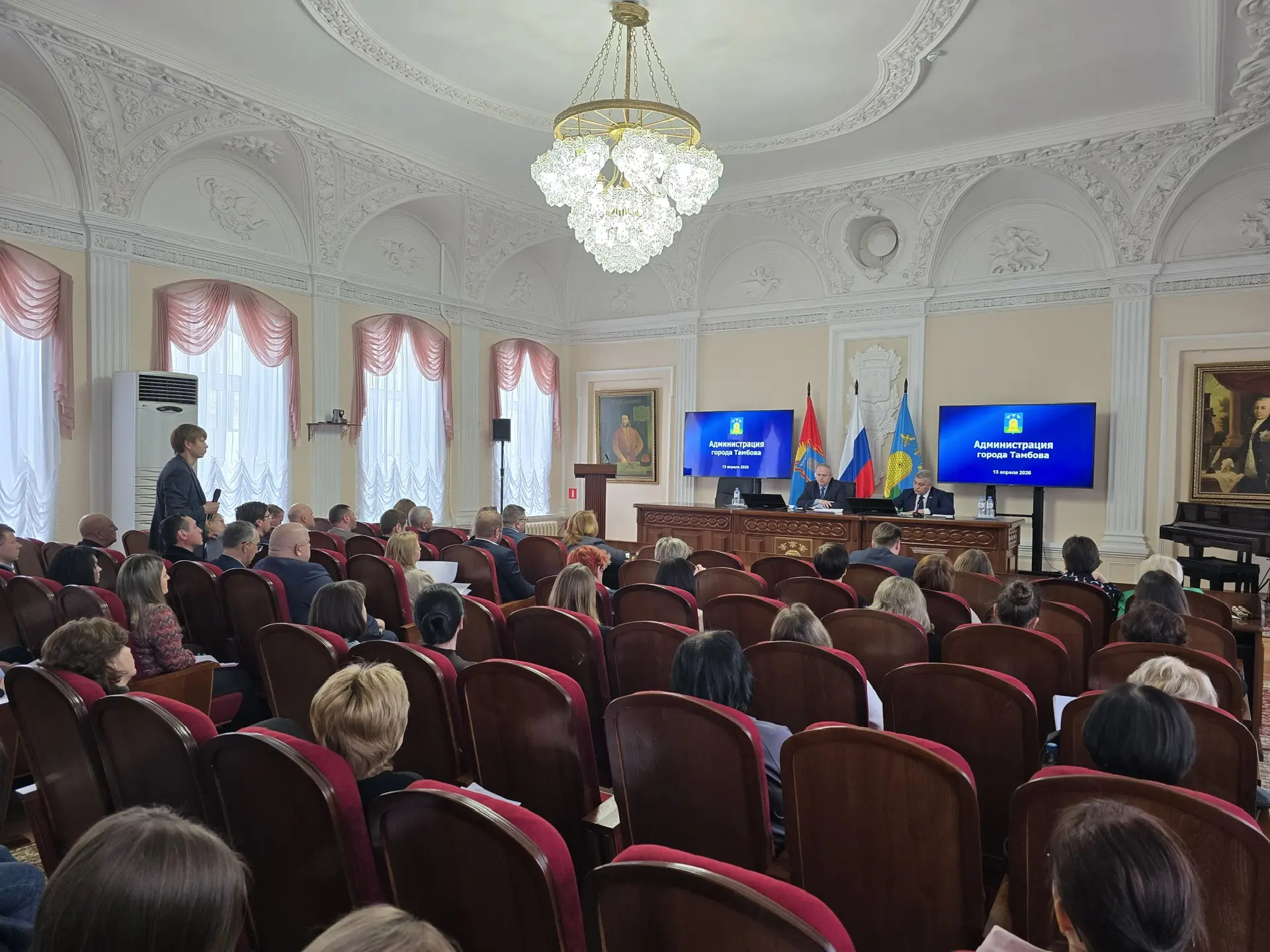 Максим Косенков: На еженедельной планёрке разобрали актуальные вопросы жизни города Максим Косенков: На еженедельной планёрке разобрали актуальные вопросы жизни города