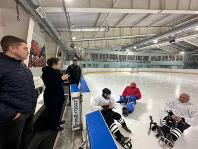 � ������� ������ ������ ���������� �� �����-������ ��� ��������� ��� (18+)