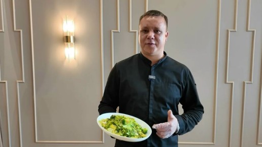 В "Новом утре" шеф-повар Роман Чемерис приготовил большой зеленый салат