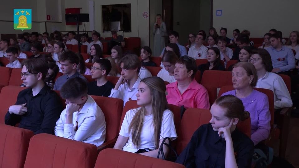 Тамбовские школьники побывали на концерте хора имени Малиновского