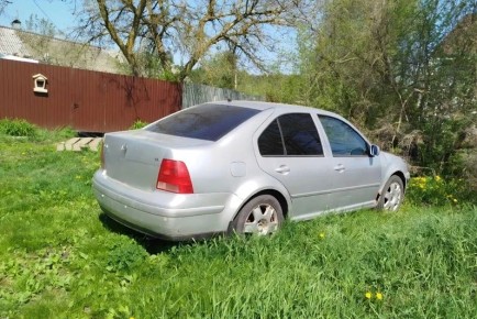 У жителя Новой Ляды арестовали авто из-за долга в 45 тысяч рублей