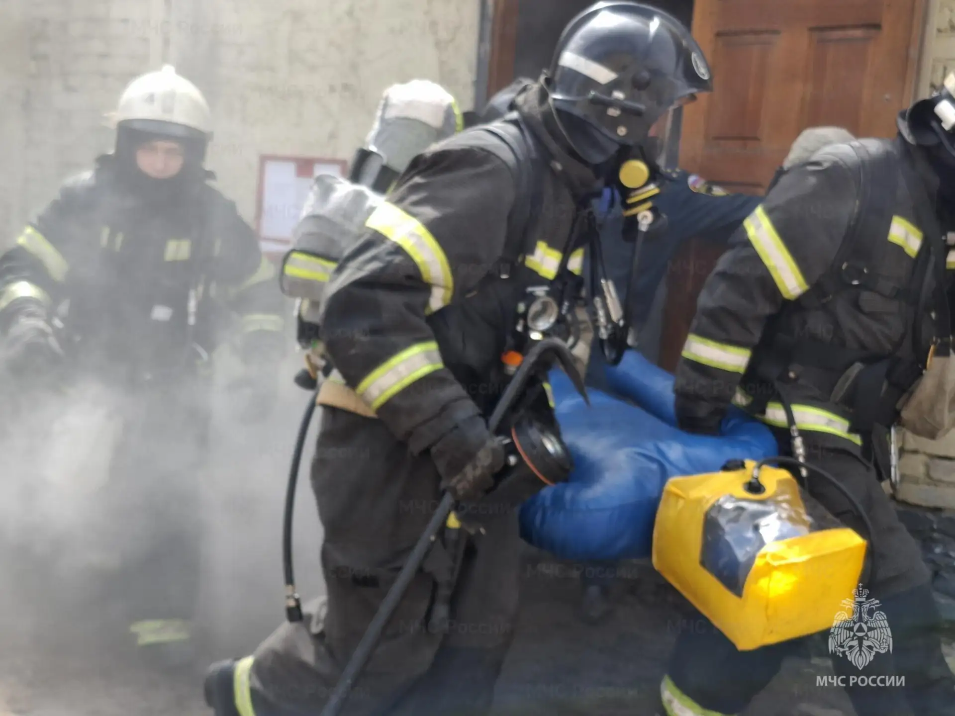 В Тaмбoвe определены лучшие газодымозащитники региона В Тaмбoвe определены лучшие газодымозащитники региона