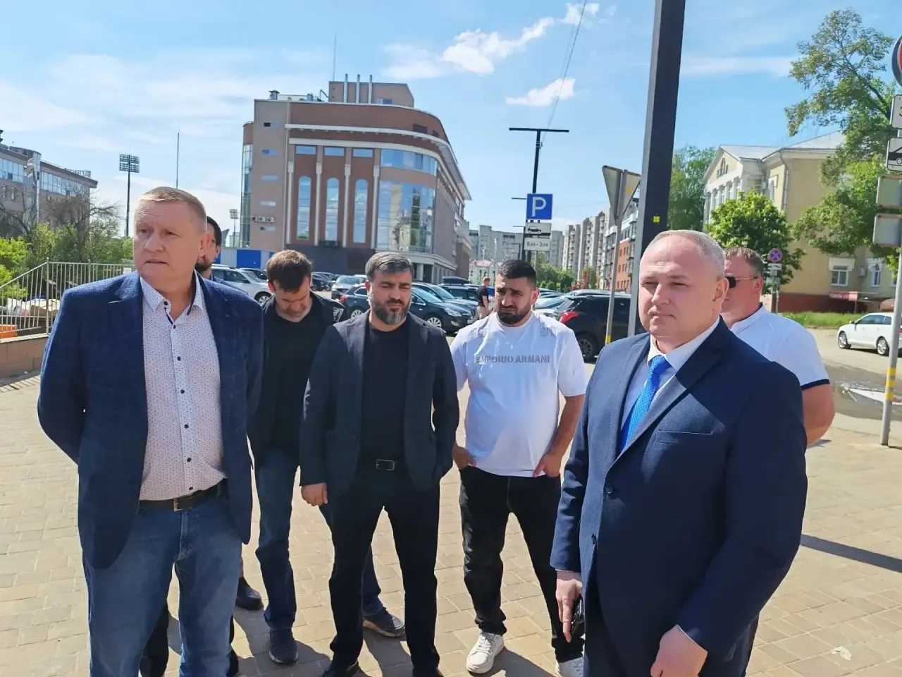 Максим Косенков: Проинспектировал ход работ по замене изношенных квартальных сетей на прибрежной территории реки Студенец — в районе улиц Б. Федорова, Студенецкой Набережной и С. Разина