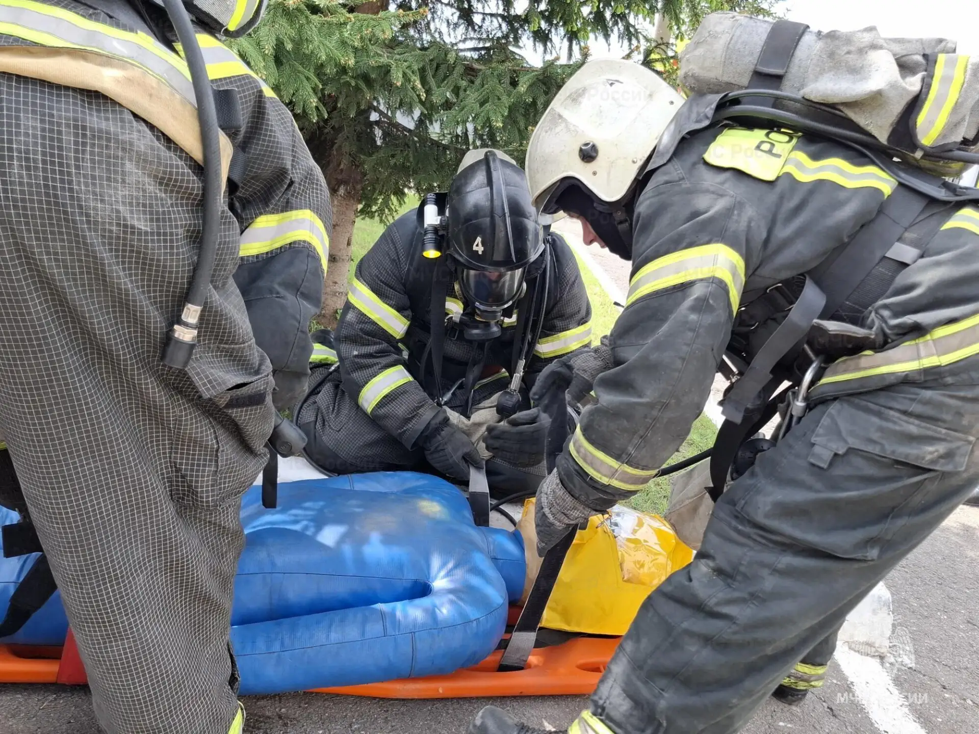 В Тaмбoвe определены лучшие газодымозащитники региона В Тaмбoвe определены лучшие газодымозащитники региона