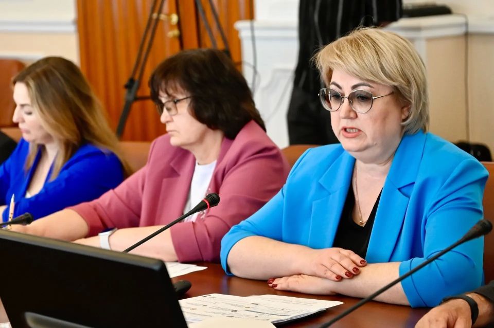 Подготовку к проведению государственной итоговой аттестации и окончанию учебного года в Тамбовской области обсудили на оперативном совещании, которое провёл глава региона Евгений Первышов