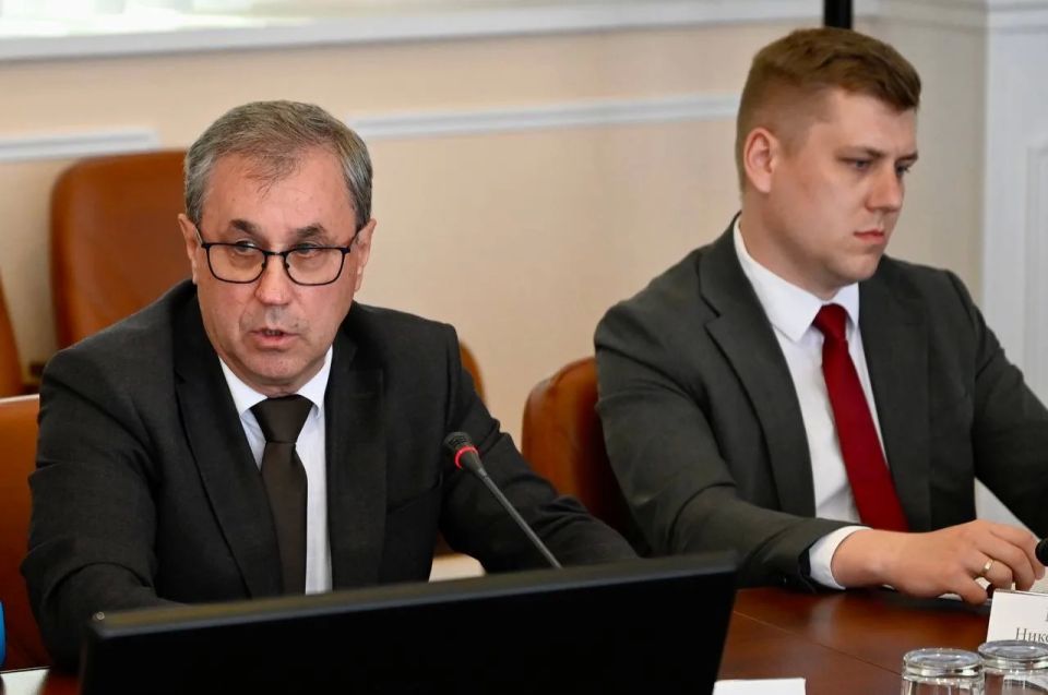 Евгений Первышов: На оперативном совещание обсудили прохождение лесокультурного сезона 2026 года Евгений Первышов: На оперативном совещание обсудили прохождение лесокультурного сезона 2026 года
