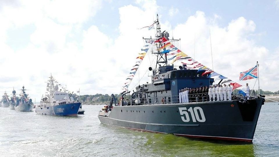 18 мая - День Балтийского флота ВМФ России