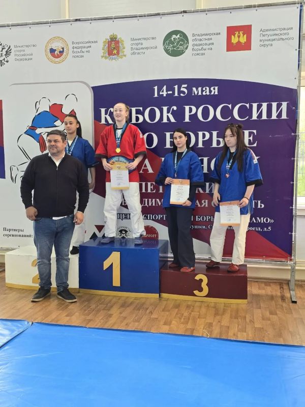Тамбовские спортсмены стали победителями Кубка России по борьбе на поясах