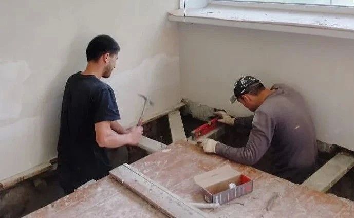 В библиотеке семейного чтения №13 города Тамбова продолжаются масштабные работы по обновлению пространства в рамках национального проекта «Семья»