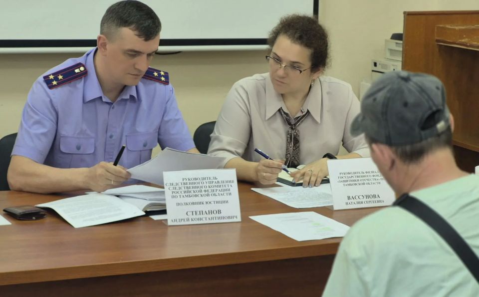 В Тамбовской области руководители регионального следственного управления и филиала фонда «Защитники Отечества» провели прием граждан в госпитале для ветеранов войн В Тамбовской области руководители регионального следственного управления и филиала фонда «Защитники Отечества» провели прием граждан в госпитале для ветеранов войн