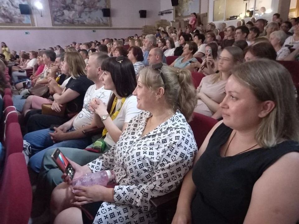 Центр развития творчества детей и юношества в поселке Строитель отметил полувековой юбилей Центр развития творчества детей и юношества в поселке Строитель отметил полувековой юбилей