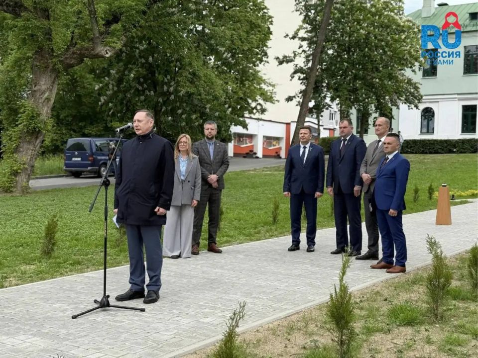 В Белоруссии открылся обновлённый сквер и отреставрированный памятник Ивану Владимировичу Мичурину В Белоруссии открылся обновлённый сквер и отреставрированный памятник Ивану Владимировичу Мичурину