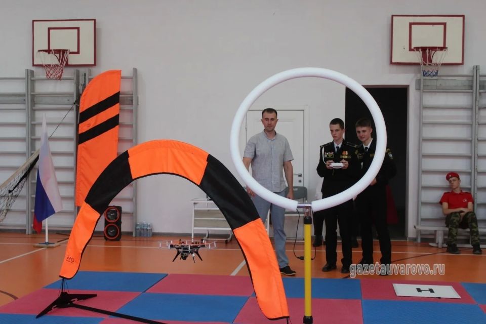 В Уварове проходит Всероссийский фестиваль кадетских корпусов В Уварове проходит Всероссийский фестиваль кадетских корпусов