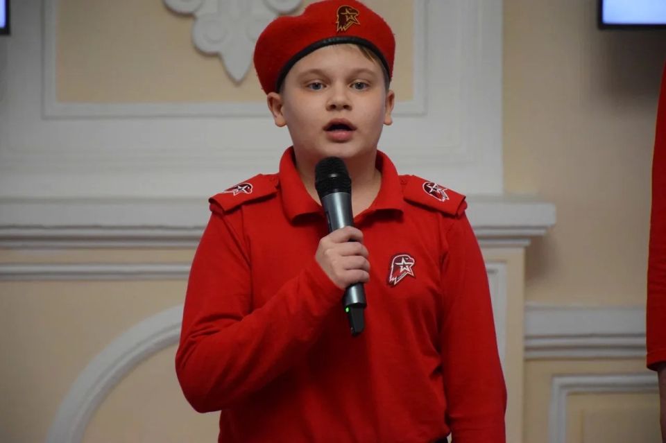 Максим Косенков: Сегодня в зале администрации города Тамбова царила особенная, торжественная атмосфера Максим Косенков: Сегодня в зале администрации города Тамбова царила особенная, торжественная атмосфера