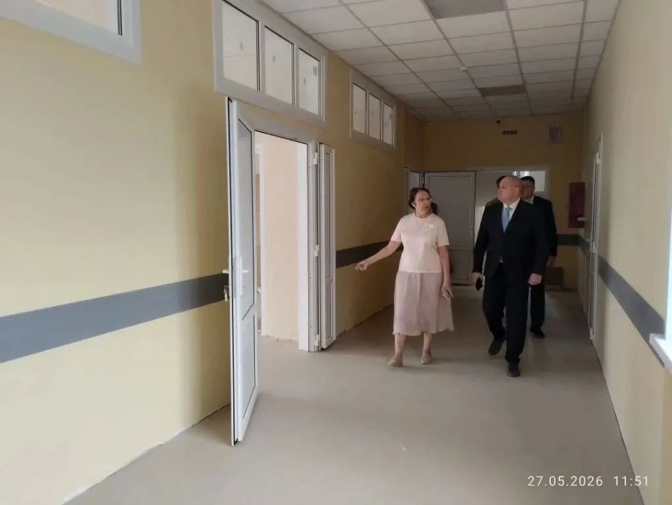 Максим Косенков: Заехал в первый корпус 21-го лицея на улице Энгельса Максим Косенков: Заехал в первый корпус 21-го лицея на улице Энгельса
