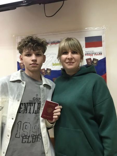 Сотрудники управления по вопросам миграции УМВД России по Тамбовской области оказывают государственные услуги детям Сотрудники управления по вопросам миграции УМВД России по Тамбовской области оказывают государственные услуги детям