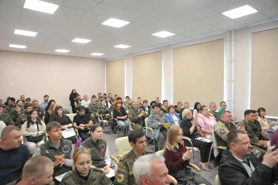 Сотрудник следственного управления по Тамбовской области приняла участие в региональном форуме «Историческая память Великой Победы: подвиги и судьбы» Сотрудник следственного управления по Тамбовской области приняла участие в региональном форуме «Историческая память Великой Победы: подвиги и судьбы»