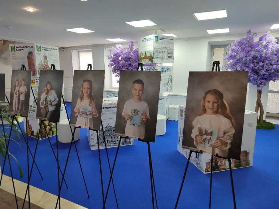 Заместитель главы региона Галина Шеманаева и депутат Государственной Думы Тамара Фролова дали старт проекту «Больница, доброжелательная ребенку» Заместитель главы региона Галина Шеманаева и депутат Государственной Думы Тамара Фролова дали старт проекту «Больница, доброжелательная ребенку»