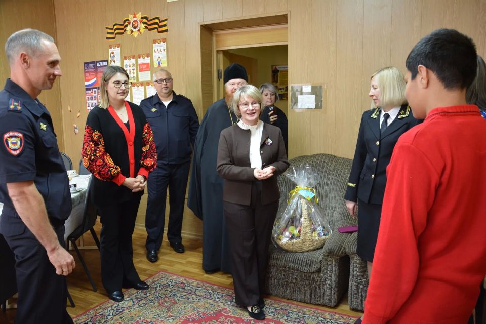 Центр временного содержания несовершеннолетних правонарушителей УМВД России по Тамбовской области в День защиты детей принимал гостей Центр временного содержания несовершеннолетних правонарушителей УМВД России по Тамбовской области в День защиты детей принимал гостей