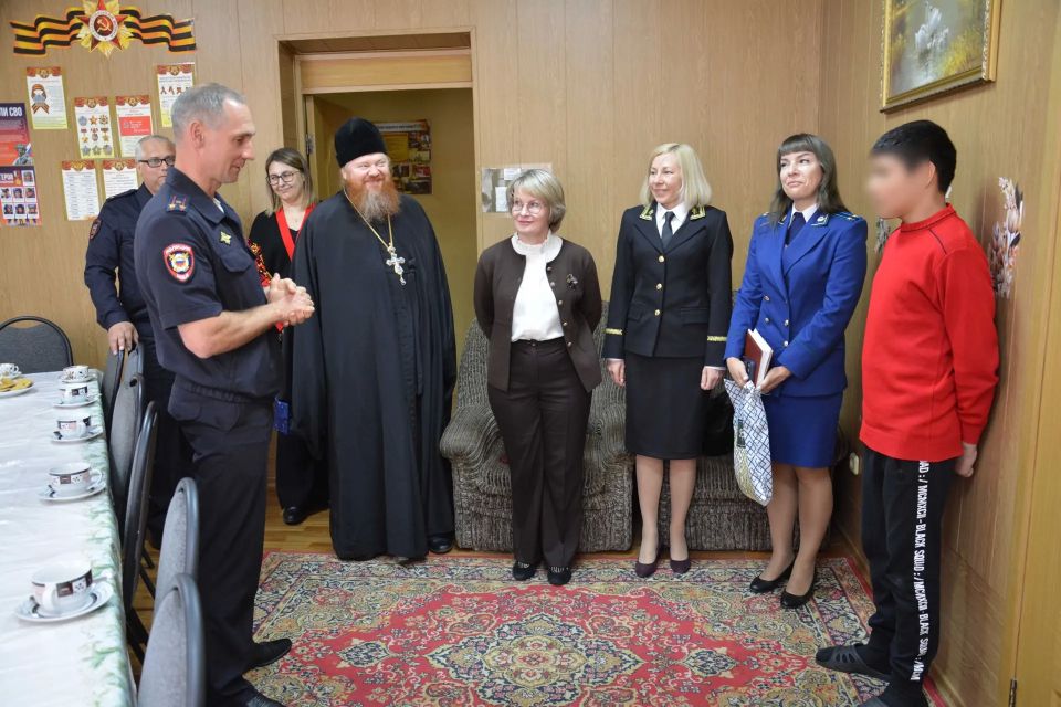 Центр временного содержания несовершеннолетних правонарушителей УМВД России по Тамбовской области в День защиты детей принимал гостей Центр временного содержания несовершеннолетних правонарушителей УМВД России по Тамбовской области в День защиты детей принимал гостей
